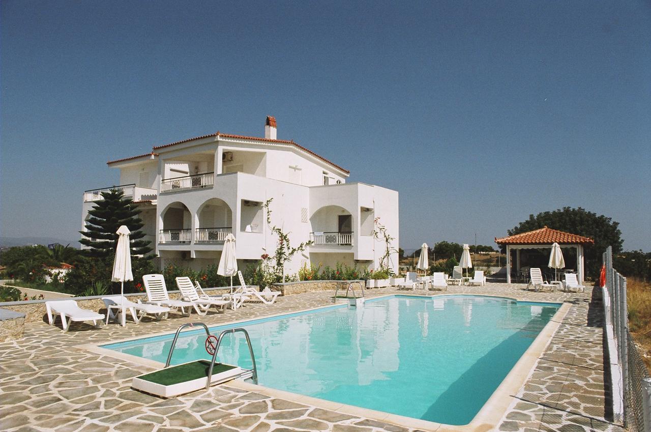 Long View Apartments Porto Heli Esterno foto